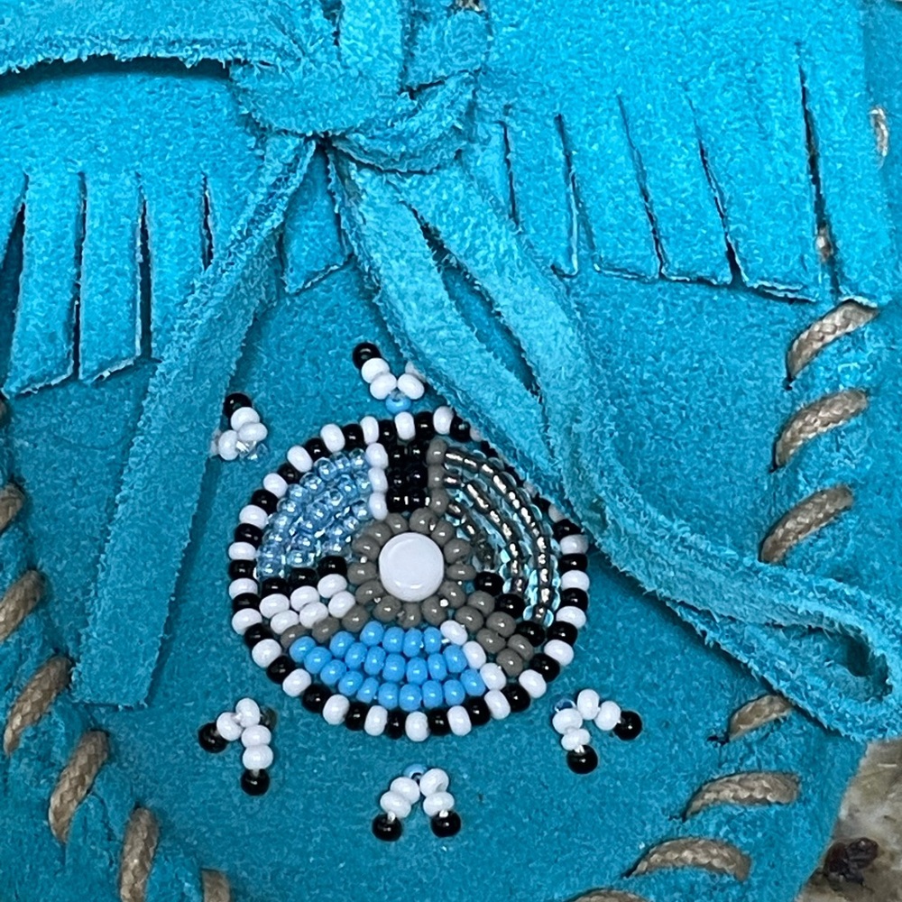 Minnetonka Women's Me To We Maasai Moc Turquoise Suede and Beaded Size 7.5 - Picture 10 of 10